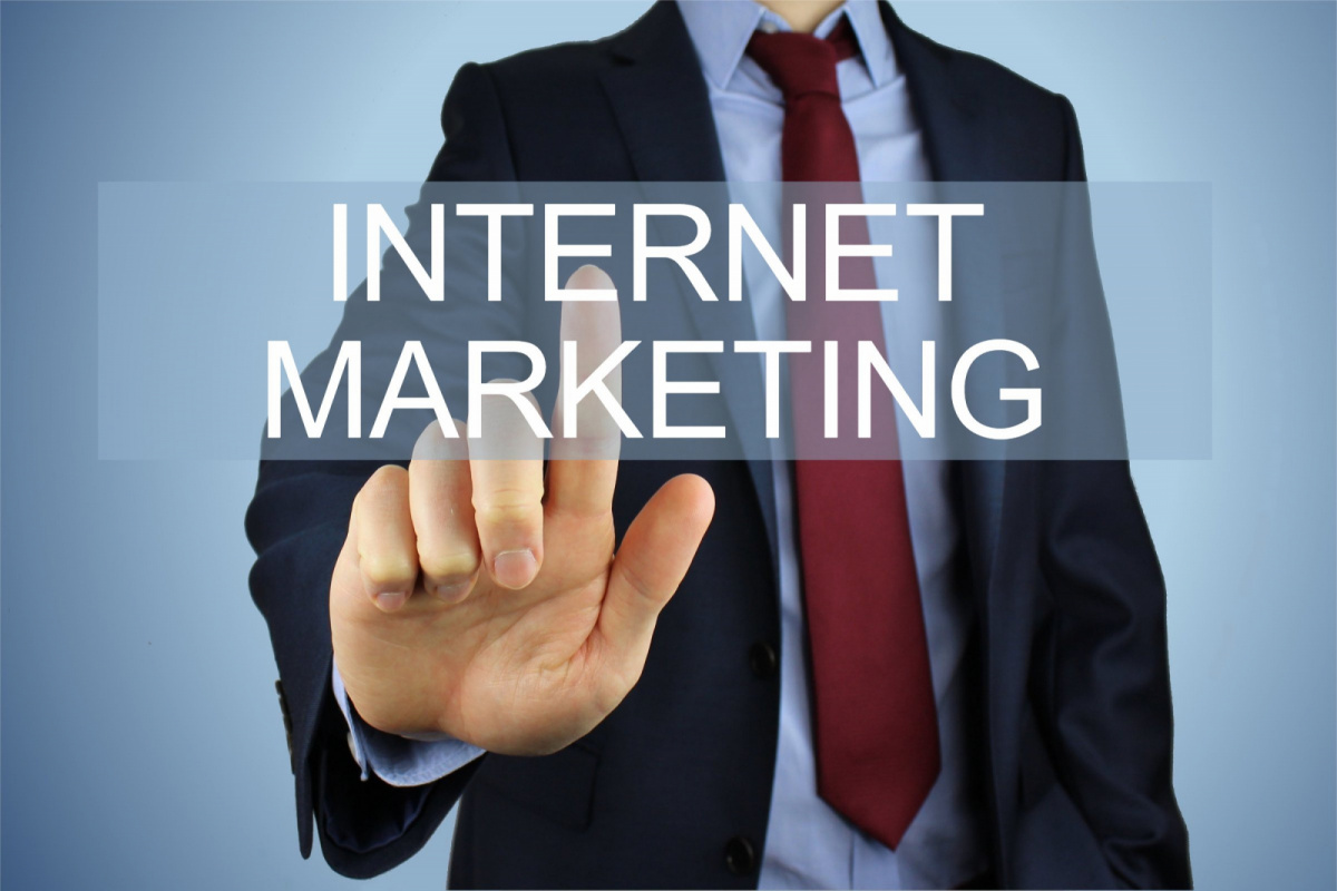Internet marketing by Nick Youngson CC BY-SA 3.0 Pix4free